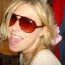 Elegantly Tempting Rosella Looking for a Connection